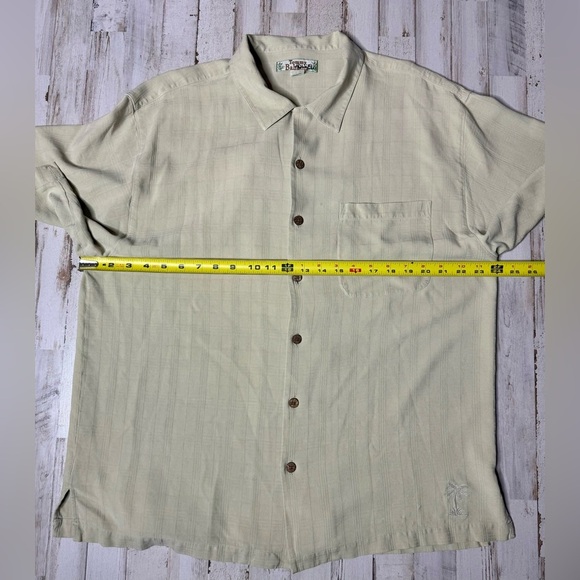 Tommy Bahama Shirt Men's XL Button Up 100% Silk Beige - Picture 5 of 9